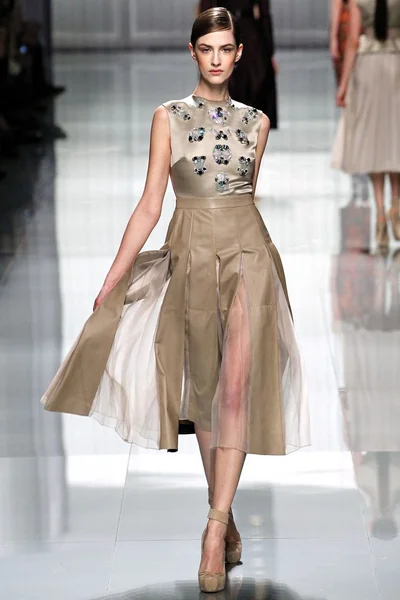 Look 33
